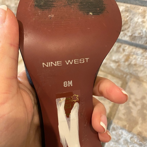 Nine West heels like new - Picture 2 of 7